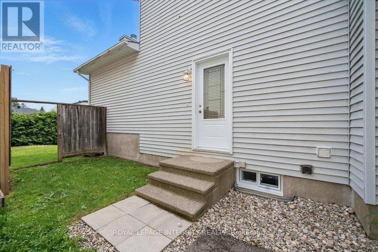 28601020/1561-verchere-street/chateauneuf/ottawa/ontario/K1C6B8_36