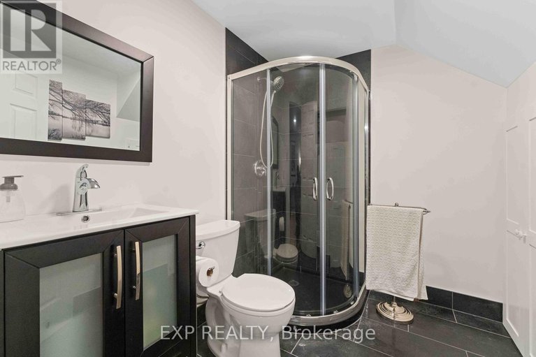 28505829/6163-elkwood-drive/greely/ottawa/ontario/K4P1N1_28