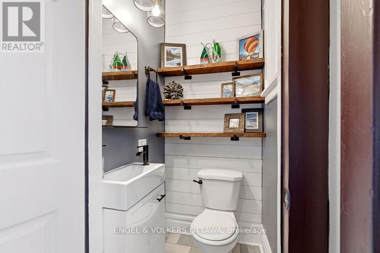 29610196/475-kent-street/ottawa-centre/ottawa/ontario/K2P2B6_17