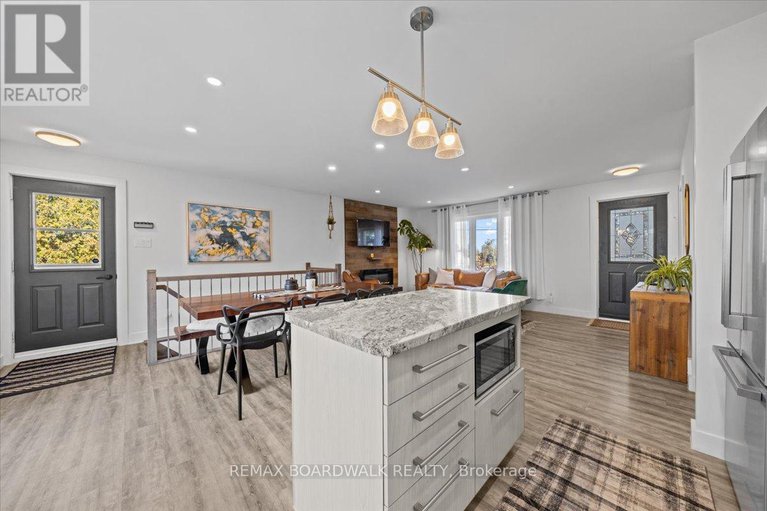 29209804/2462-dunning-road/cumberland-west/ottawa/ontario/K0A3E0_14