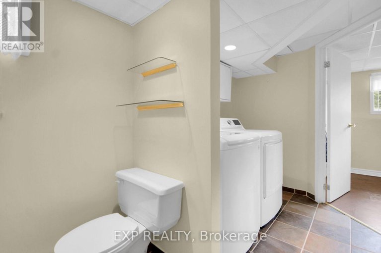 28592980/182-robertson-drive/lanark-highlands-lanark-village/lanark-highlands/ontario/K0G1K0_31