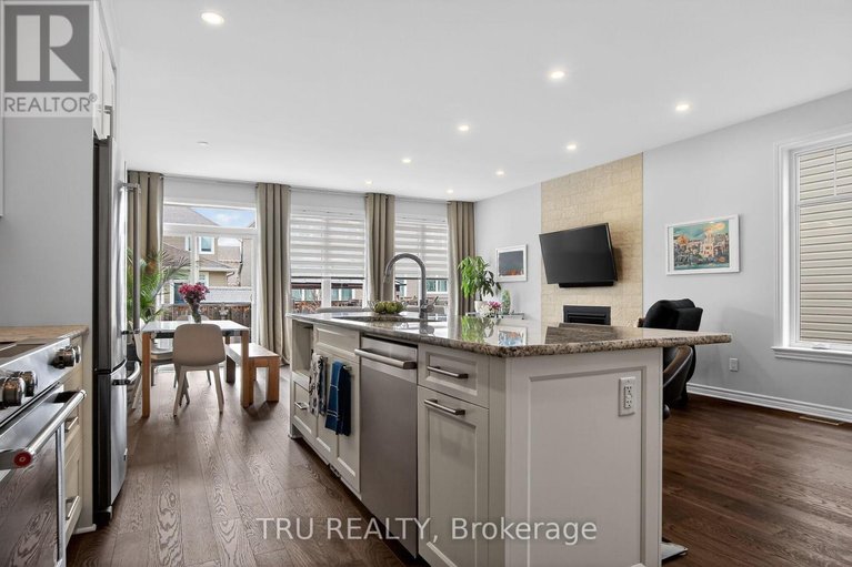 29479546/2850-grand-canal-street/half-moon-bay/ottawa/ontario/K2J0T3_7