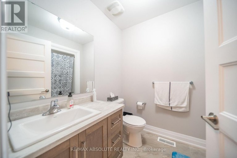 28473731/287-belfort-street/embrun/russell/ontario/K0A1W0_17