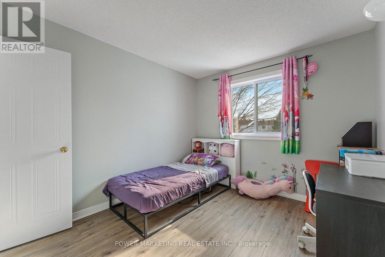 28626249/1508-launay-avenue/fallingbrookpineridge/ottawa/ontario/K4A3S1_17