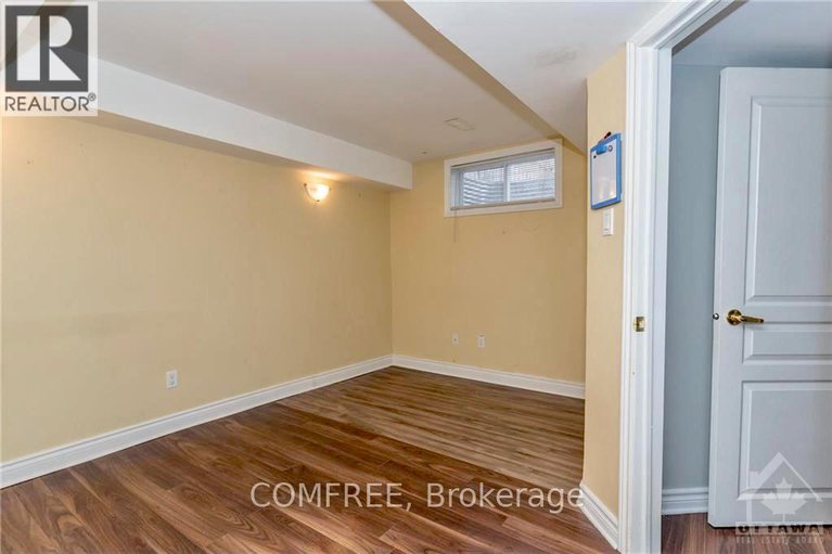 28722472/152-twyford-street/hunt-club/ottawa/ontario/K1V0V7_31