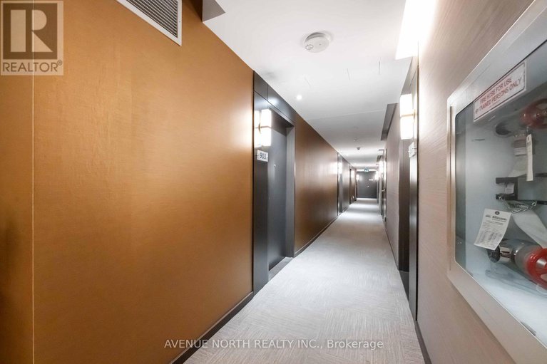 29127697/903-200-inlet-private/chatelaine-village/ottawa/ontario/K4A5H3_13