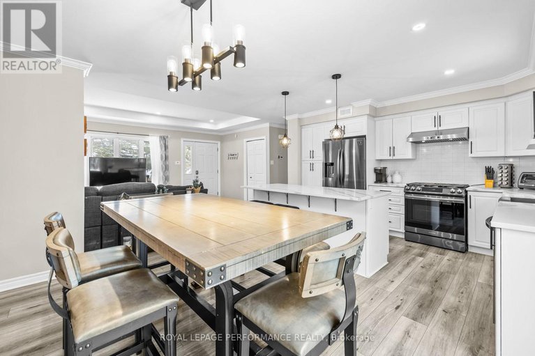 29228643/57-main-street/finch/north-stormont/ontario/K0C1K0_20