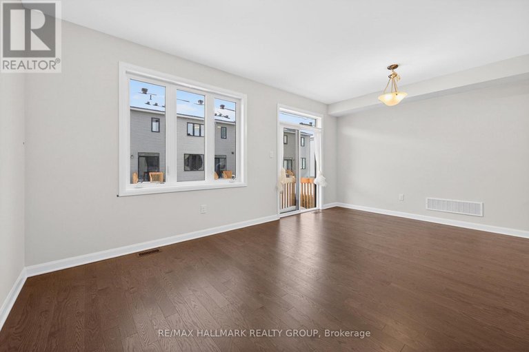 29298079/887-eileen-vollick-crescent/morgans-grantsouth-march/ottawa/ontario/K2W0M9_7