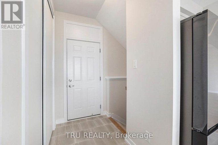 28628636/531-oldenburg-avenue/btwn-franktown-rd-fallowfield-rd/ottawa/ontario/K0A2Z0_15