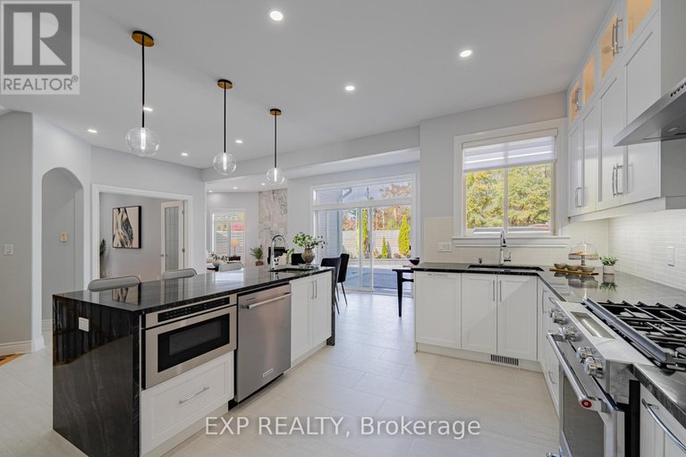 29038372/15-wellsmere-court/rideau-heightsrideau-river/ottawa/ontario/K2E8C2_27