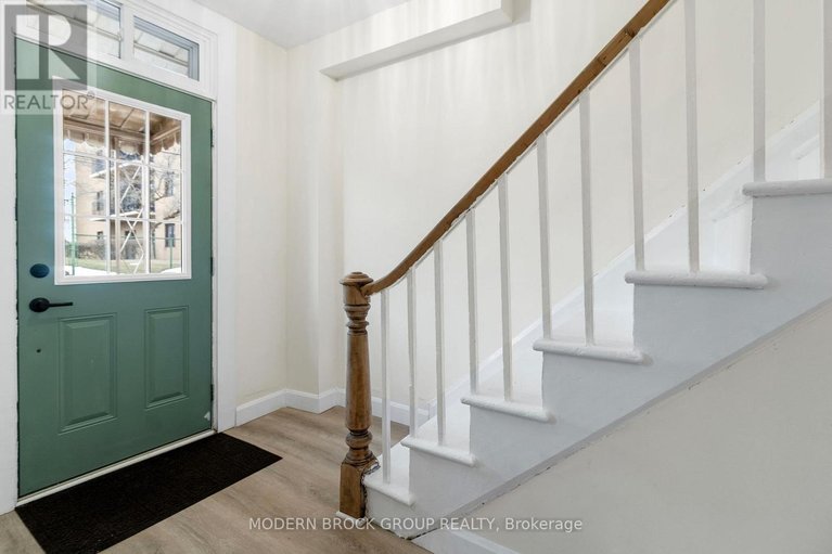 29541338/108-george-street/brockville/brockville/ontario/K6V3V9_7