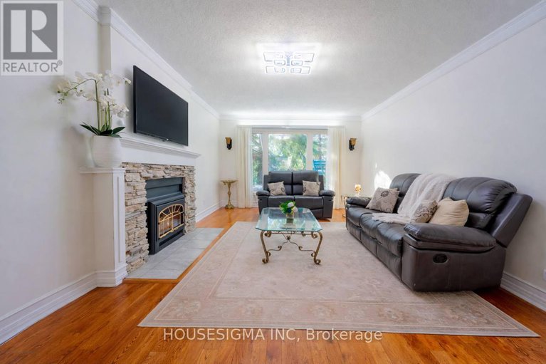 29248323/566-566-falwyn-cres-crescent/fallingbrookridgemount/ottawa/ontario/K4A2A4_16