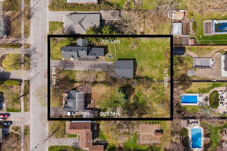 29030664/279285-pleasant-park-road/alta-vistafaircrest-heights/ottawa/ontario/K1H5M7_3