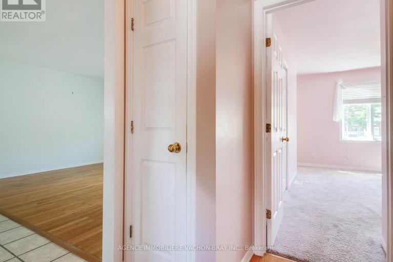 28708215/53-sandfield-avenue-n/alexandria/north-glengarry/ontario/K0C1A0_20