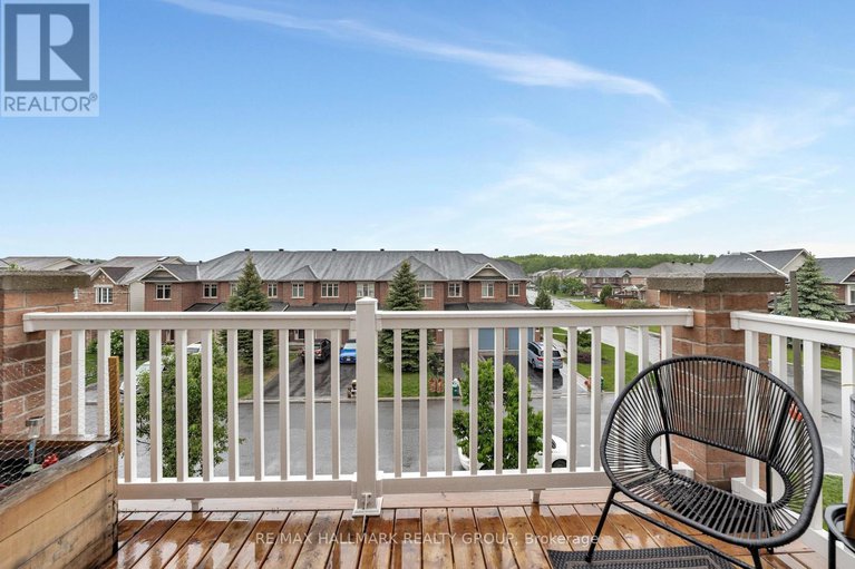 28394406/24-103-eye-bright-crescent/riverside-southgloucester-glen/ottawa/ontario/K1V2K6_14