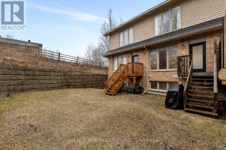 29610320/120-lionel-private/springridgeeast-village/ottawa/ontario/K4A0X1_40