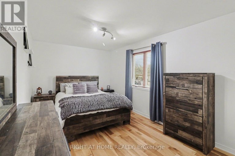 29556620/202-646-cummings-avenue/castle-heightsrideau-high/ottawa/ontario/K1K2K6_27