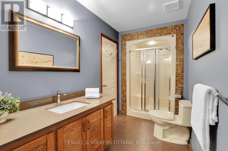 28202827/7-deerfield-drive/mcnabbraeside-twps/mcnabbraeside/ontario/K0A3L0_35