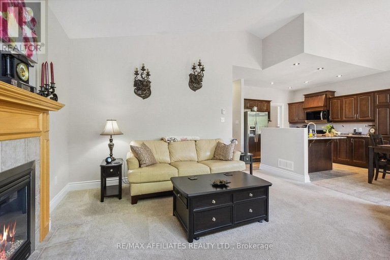 28426822/176-topaze-crescent/town-of-rockland/clarence-rockland/ontario/K4K0E2_14