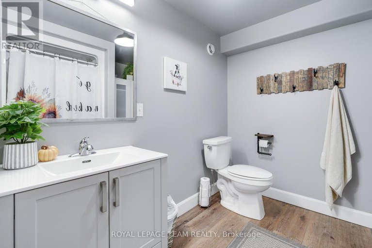 28911703/10527-kirker-road/south-dundas-matilda-twp/south-dundas/ontario/K0E1C0_28