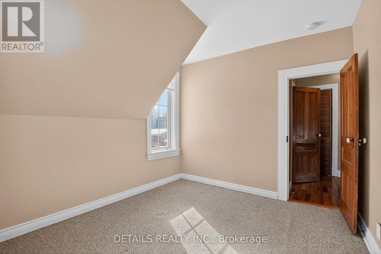 29659052/5554-osgoode-main-street/osgoode/ottawa/ontario/K0A2W0_28