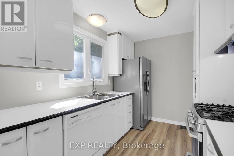 28769528/1083-eadie-road/village-of-russell/russell/ontario/K4R1E5_7