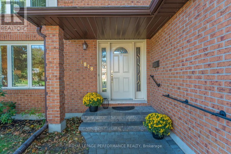 28877578/1848-thistleleaf-crescent/chapel-hill/ottawa/ontario/K1C5W7_2