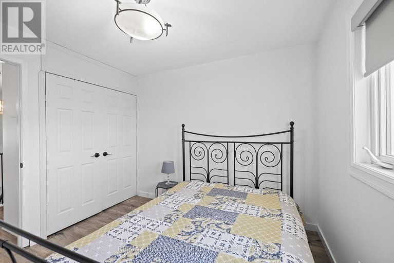 28087558/18-1964-wildflower-drive/queenswood-heights-south/ottawa/ontario/K1E3V4_23