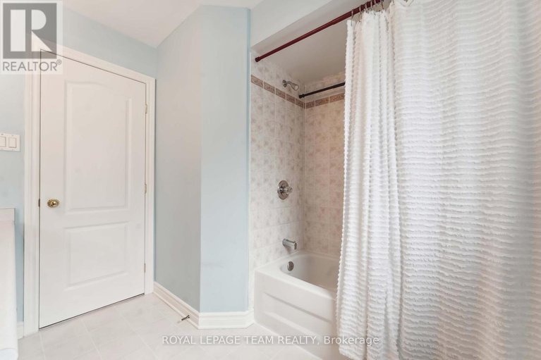 29042876/39-vermont-avenue/barrhaven-east/ottawa/ontario/K2G6M2_35