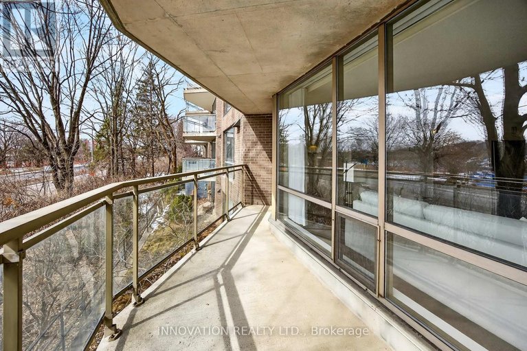 29525639/204-30-charlevoix-street/vanier/ottawa/ontario/K1L8K5_35