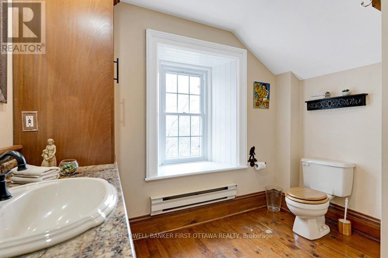 28148483/28-south-street/drummondnorth-elmsley-north-elmsley-twp/drummondnorth-elmsley/ontario/K7H2G1_32