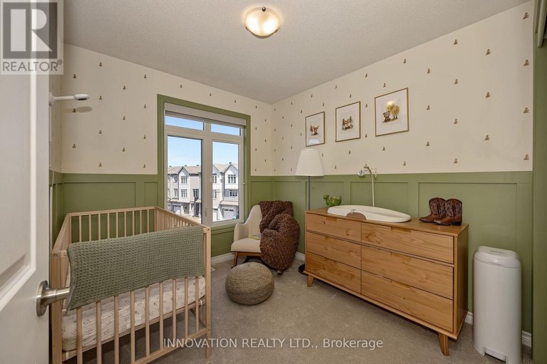 29581806/46-barn-swallow-private-s/riverside-southgloucester-glen/ottawa/ontario/K4M0H5_28