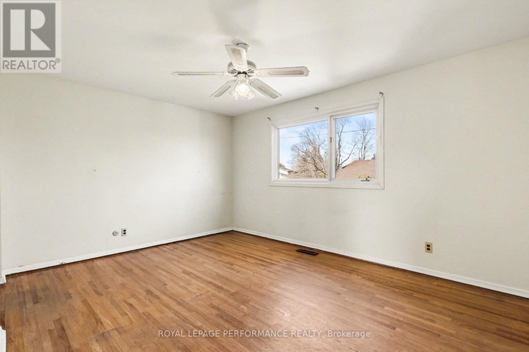 29614831/767-cross-avenue/elmvale-acresurbandale/ottawa/ontario/K1G3C9_19