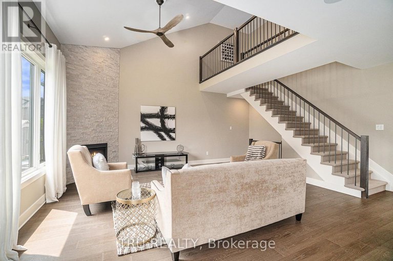 28482789/670-parade-drive/stittsville-south/ottawa/ontario/K2S1B8_6
