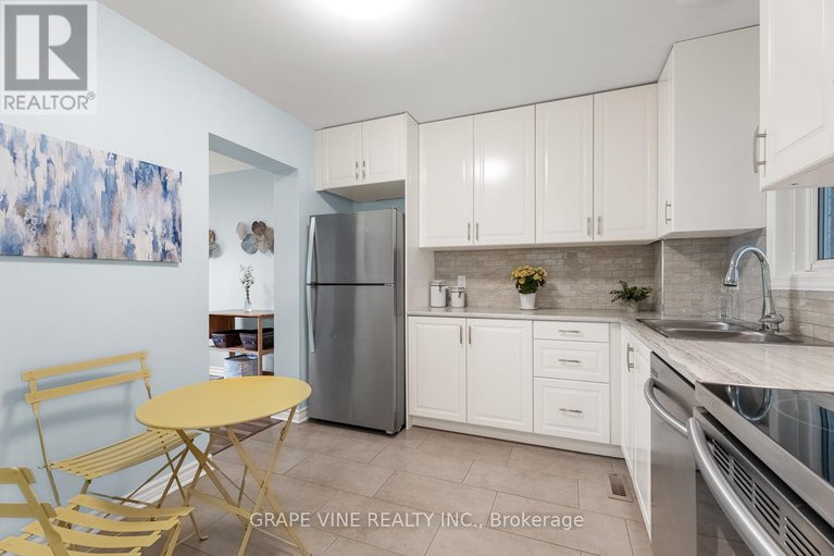 28499106/43-bentbrook-crescent/heritage-park/ottawa/ontario/K2J3Y1_11