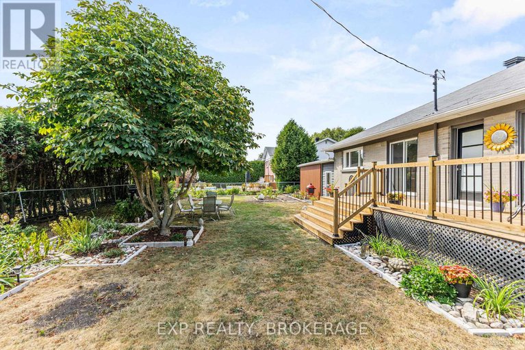 29279795/1502-farnsworth-avenue/alta-vista/ottawa/ontario/K1H7C3_43