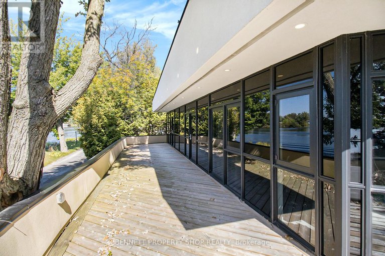 28285756/5066k-lorne-bridge-road/osgoode/ottawa/ontario/K4M1B4_4