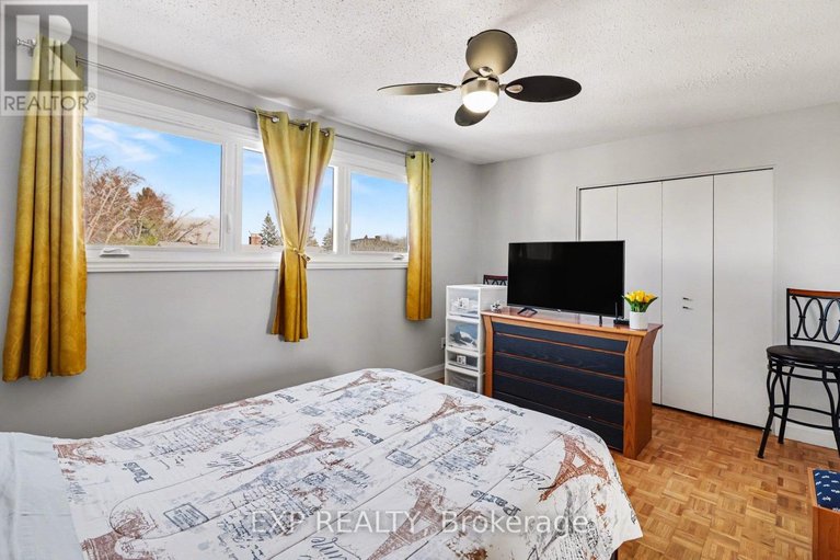 29541777/2332-ogilvie-road/beacon-hill-north/ottawa/ontario/K1J7N6_16