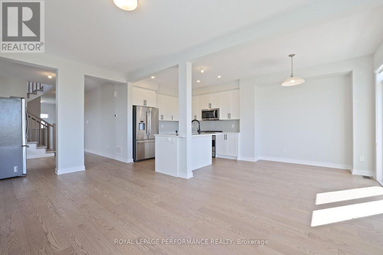 29210411/116-main-halyard-lane/half-moon-bay/ottawa/ontario/K2J7B6_9