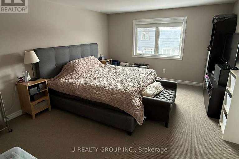 29416136/821-cedar-creek-drive/blossom-parkkemp-parkfindlay-creek/ottawa/ontario/K1T0B3_23