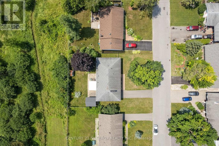 28631237/20-parkside-crescent/meadowlandscrestview/ottawa/ontario/K2G3B5_42