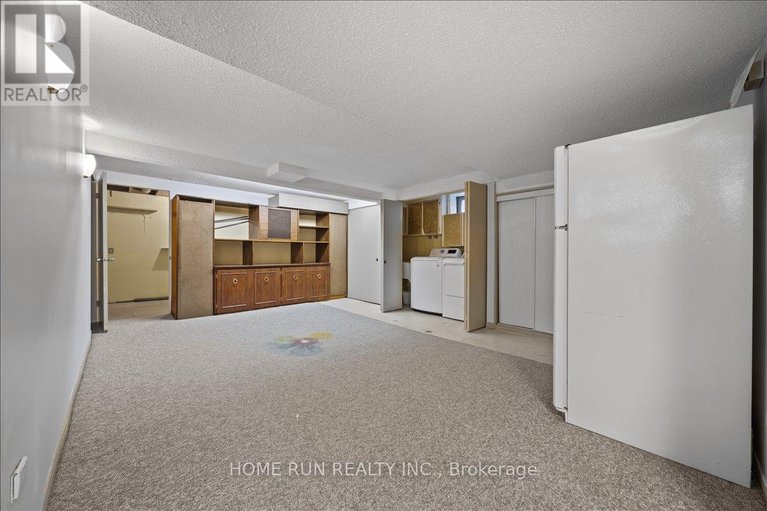 29444216/685-farmington-avenue/riverside-park-south/ottawa/ontario/K1V7H4_38