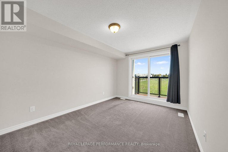 29430719/517-ozawa-private-e/cfb-rockcliffe-and-area/ottawa/ontario/K1K4Z8_16