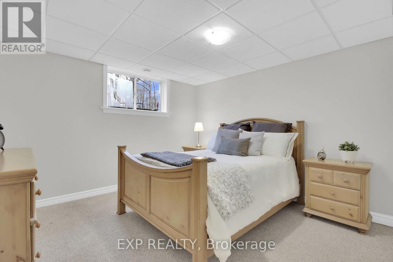 28354672/6654-stillwood-drive/north-gower/ottawa/ontario/K0A2T0_33