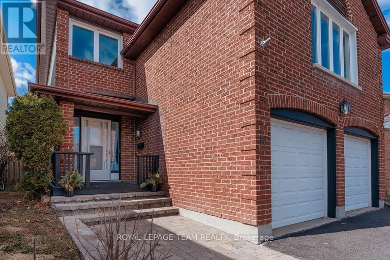 29615075/16-pickwick-drive/cedargrovefraserdale/ottawa/ontario/K2J3G1_2