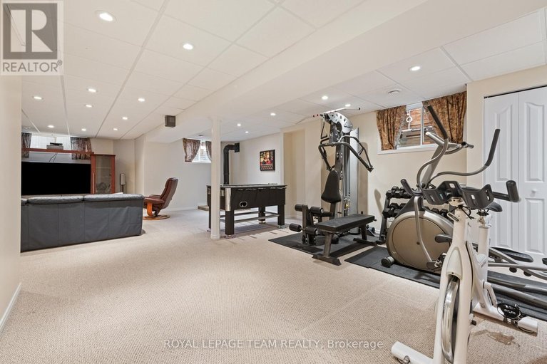 29619101/844-giant-cedars-crescent/riverside-southgloucester-glen/ottawa/ontario/K1V1N9_42