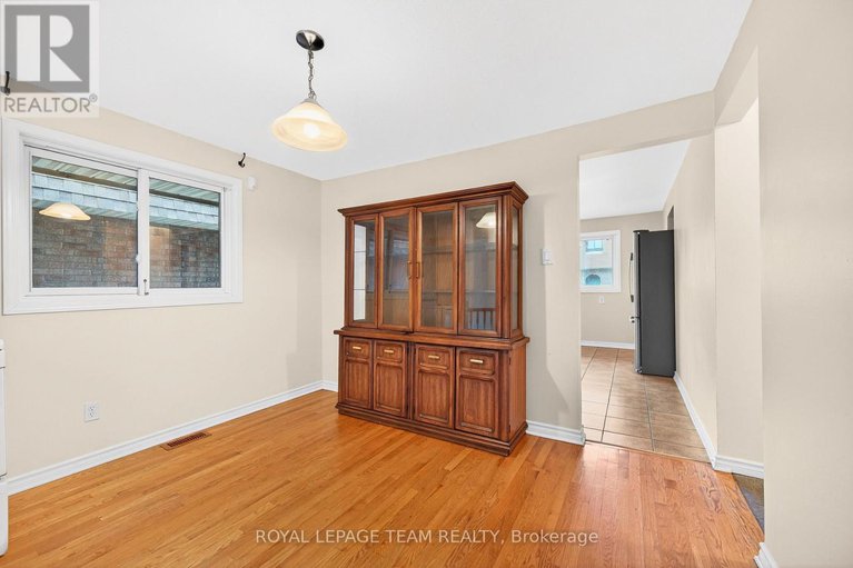 29127398/2-13-bertona-street/manordale/ottawa/ontario/K2G0W2_8