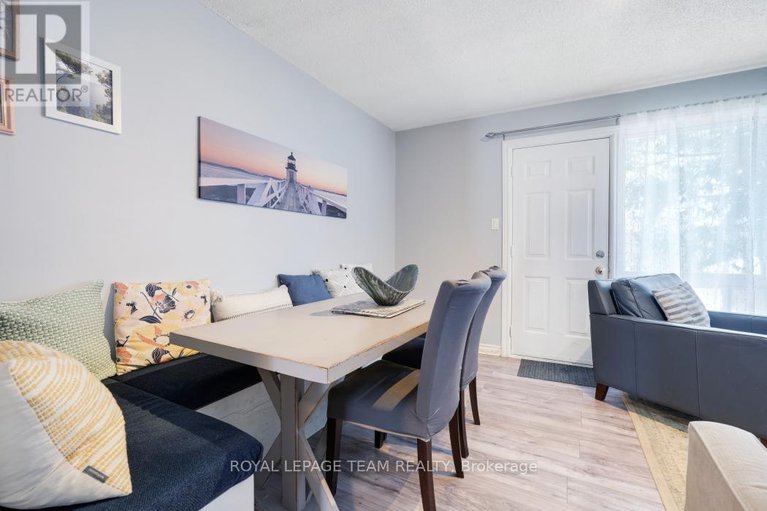 29256594/52-alison-korn-private/bells-corners/ottawa/ontario/K2H8M6_8