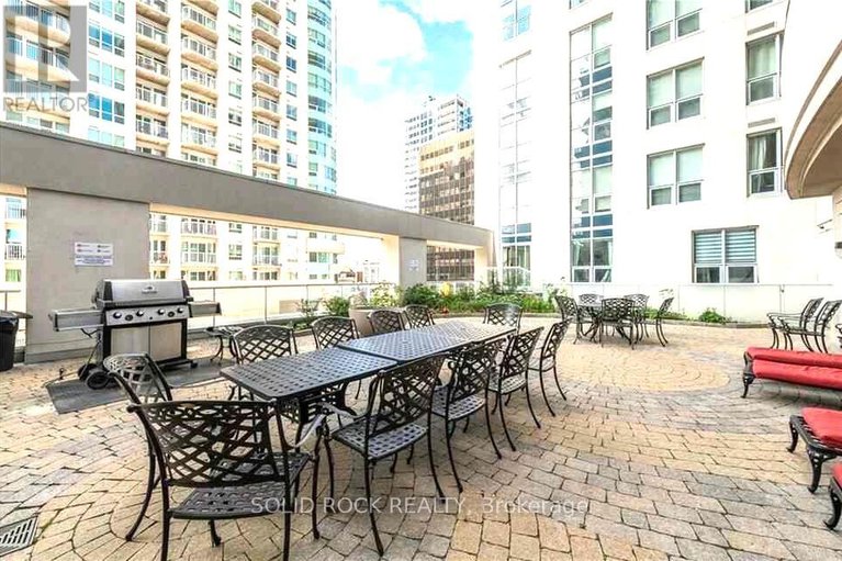 28361578/306-195-besserer-n/sandy-hill/ottawa/ontario/K1N0B6_20