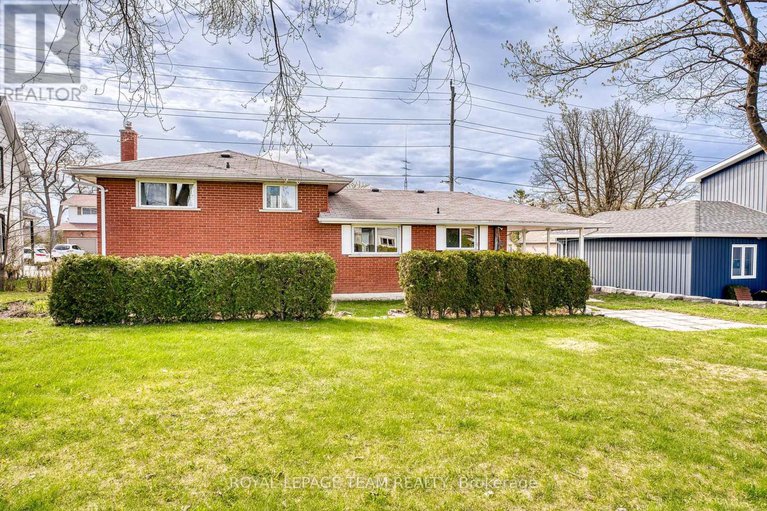 28272638/268-ottawa-street/almonte/mississippi-mills/ontario/K0A1A0_25